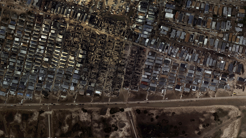 Illustration for article titled Hurricane Sandy: The Craziest Before and After Shots
